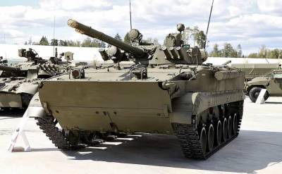 DE: Российская БМП-3ФС выиграет бой у украинского БТР-4