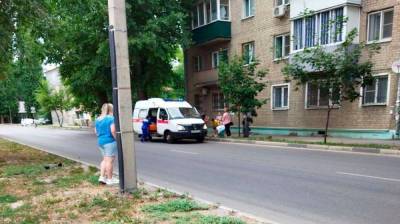 В Воронеже двухлетняя малышка выпала из окна 3 этажа