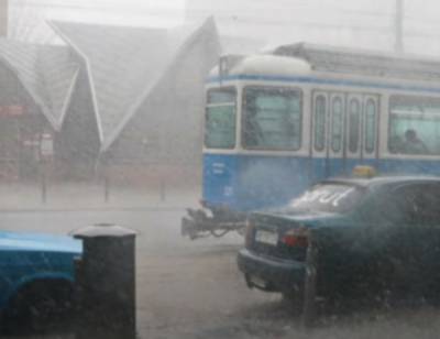 Циклон Henri несет в Украину дожди с грозами: где ждать стихии