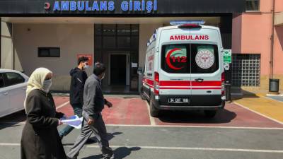 Четверо пострадавших в ДТП россиян остаются в больницах Турции в тяжелом состоянии