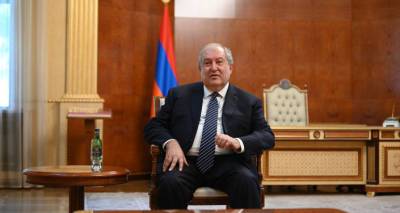 Президент Армении поздравил Алена Симоняна с назначением на пост спикера парламента