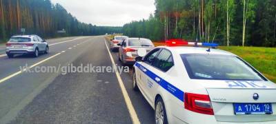 Скрытый патруль ГИБДД поймал на дороге в Карелии водителя-нарушителя из Санкт-Петербурга