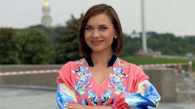 После декрета: телеведущая Анна Панова вернулась к занятию балетом - ivona.bigmir.net - Украина