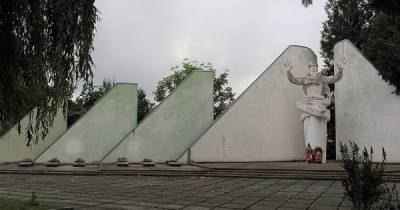 У Дрогобичі планують демонтувати військовий меморіал працівникам НКВС