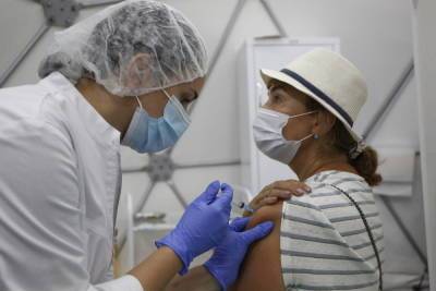 В Петербурге осталось около 175 тысяч доз вакцин от коронавируса