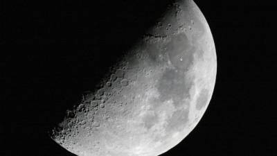 Тени на Луне могут скрывать запасы водяного льда