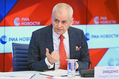 Онищенко оценил предложение Минздрава привить всех россиян старше 60 лет