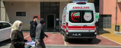 Четверо пострадавших в аварии в Анталье российских туристов остаются в больницах