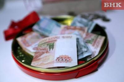 В Коми десять человек обвинили в отмывании миллиарда рублей