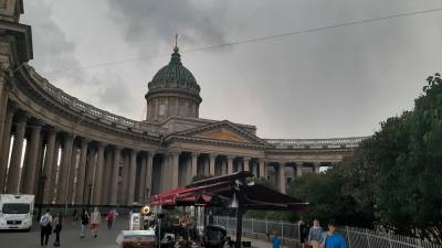 Петербуржцев предупредили о небольших дождях 4 августа