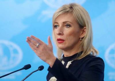 Захарова прокомментировала ситуацию с визами российских дипломатов в Вашингтоне