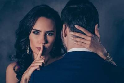 Горькая правда для любовниц: 7 причин, почему он не бросит жену