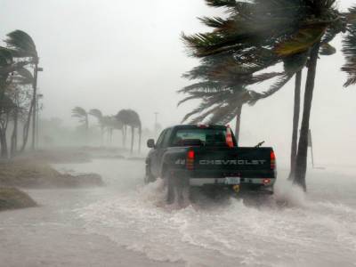 На юг США обрушился мощнейший за 170 лет ураган «Ида»