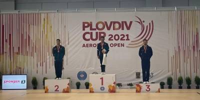Азербайджанский гимнаст завоевал медаль на соревнованиях в Болгарии