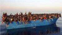 У побережья Италии спасли рекордное количество нелегальных мигрантов