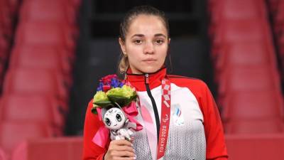 Алиева завоевала серебро по настольному теннису на Паралимпиаде в Токио