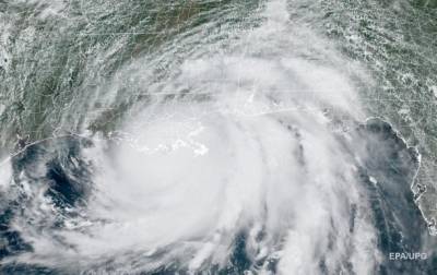 Ураган в США изменил направление течения реки Миссисипи