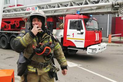 Ивановские пожарные отработали свои навыки в спорткомплексе