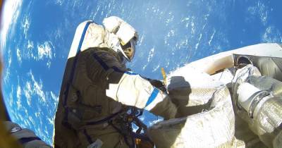 Космонавты обнаружили новые трещины на МКС