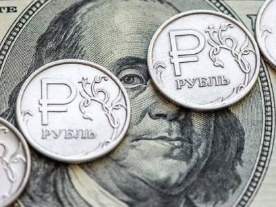 Эксперт: Российская валюта не спешит развивать успех