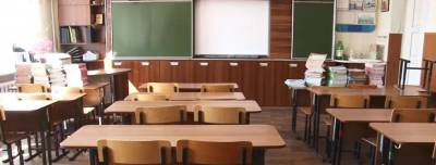 Барнаулськие власти рассказали о нехватке преподавателей в школах