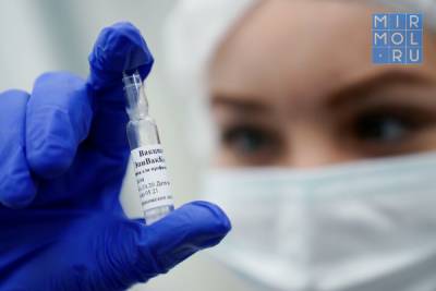 В сентябре стартует розыгрыш 100 тысяч рублей среди вакцинированных россиян