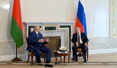 Путин дважды поздравил Лукашенко и указал его достоинства