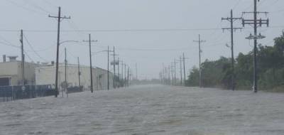 На юг США обрушился ураган «Ида», поменявший течении реки Миссисипи