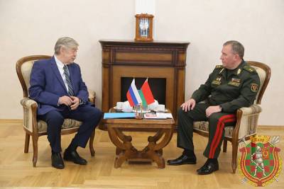 Зачем министр обороны Хренин встречался с послом РФ Лукьяновым