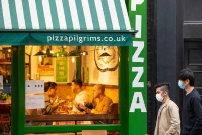 Посетителя пиццерии в Италии оштрафовали на 400 евро из-за отсутствия зеленого пропуска