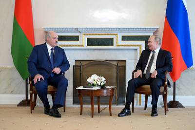 Песков рассказал о возможных сроках визита Лукашенко в Россию