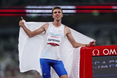 Россиянин Сафронов победил в беге на дистанции 100 метров на Паралимпиаде