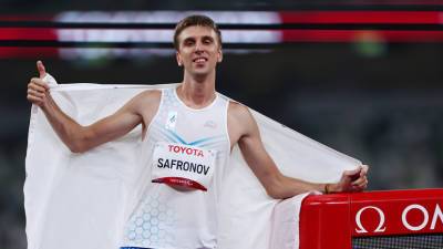 Россиянин Сафронов завоевал золото Паралимпиады с мировым рекордом