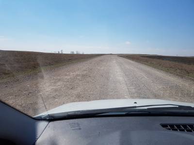 Жители поселка на юге Челябинской области в три года ждут, когда им отремонтируют дорогу