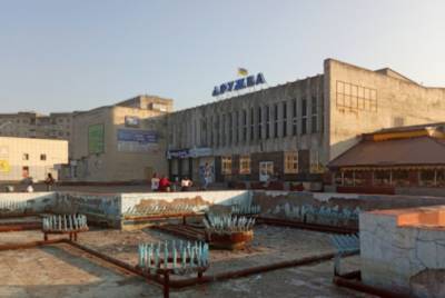 Чем заменят "ноги Ленина"?: В Лисичанске на центральной площади установят новый арт-объект