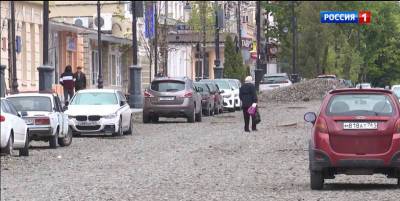Сроки завершения реконструкции улицы Петровской в Таганроге снова перенесли