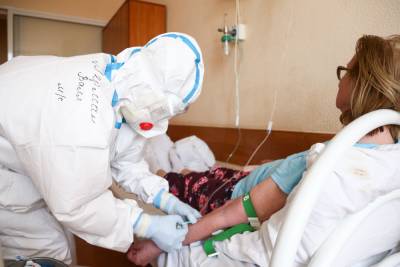 В СКФО выявили более новых 930 случаев коронавируса за сутки