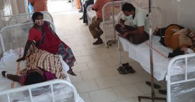 В Индии еще 12 детей умерли от загадочной лихорадки (видео)