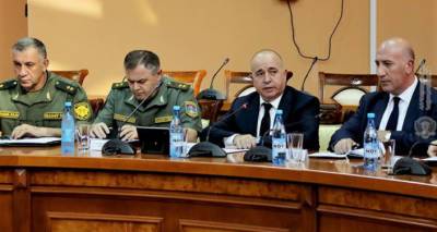 Аршак Карапетян - Министр обороны Армении обсудил ход военных сборов - ru.armeniasputnik.am - Армения - Минобороны
