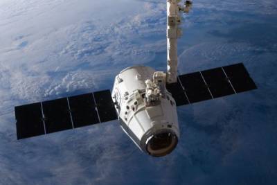 Корабль Dragon компании Маска успешно пристыковался к МКС