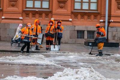 Россияне остаются без работы и с низкими зарплатами из-за «серых схем» с трудовыми мигрантами