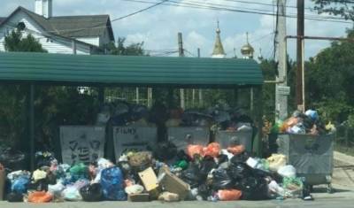 Города Крыма накрыл мусорный коллапс