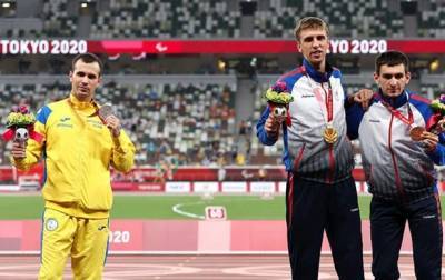 Украинский спортсмен отказался от фото с россиянами на награждении
