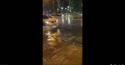 Метро может затопить: на Киев обрушилась непогода с ливнями и грозами (видео)