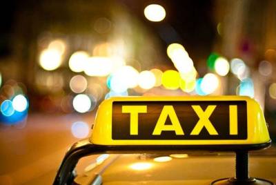Чувствительный таксист в Краснодаре накричал на клиентов из-за запаха пота