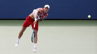 Донской уступил Оже-Альяссиму в первом круге US Open