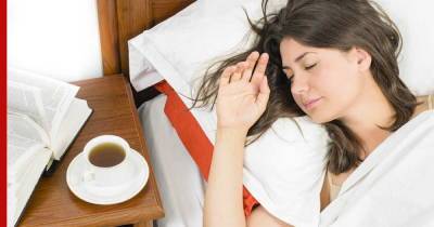 Полезны для пищеварения: 3 вида чая, которые диетологи рекомендуют пить перед сном