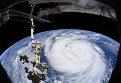 Ураган "Ида" показали из космоса (фото)