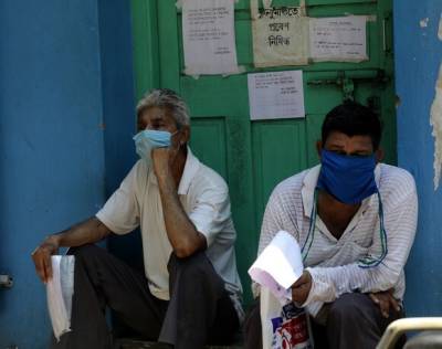 Роспотребнадзор оценил риски проникновения в РФ неизвестной вирусной лихорадки из Индии