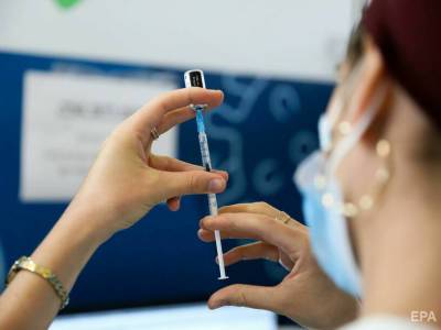 В Израиле учителя и врачи не смогут работать без COVID-прививки или отрицательного теста